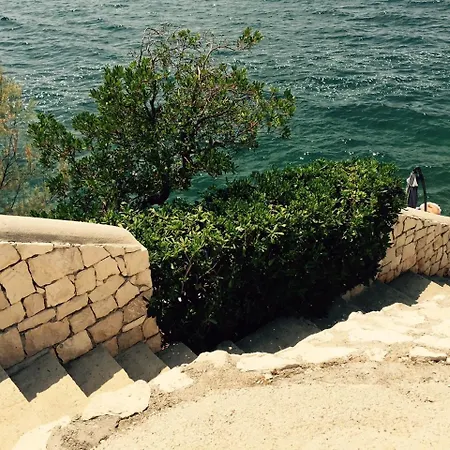 別荘 Private Beachfront クレック